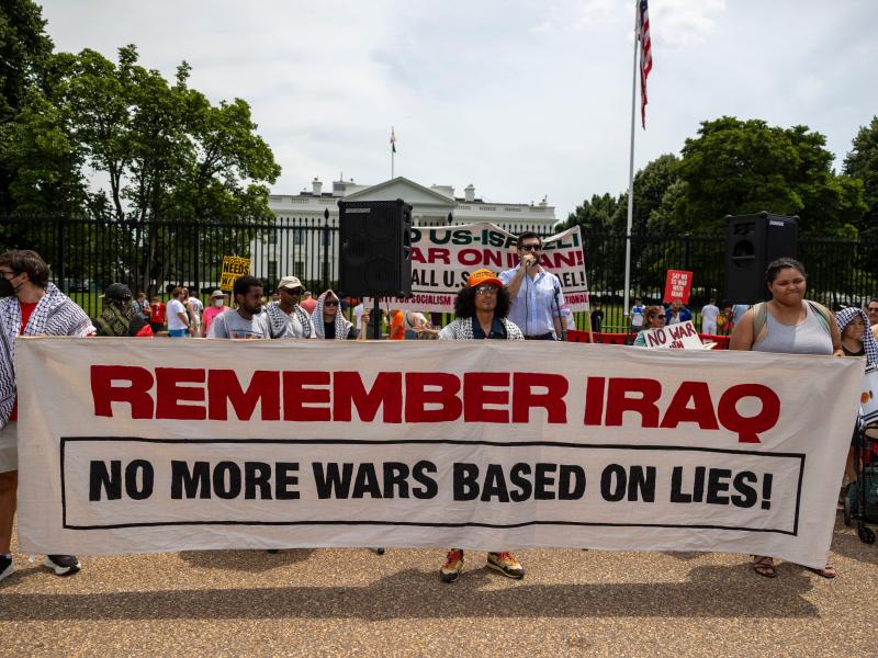 Anti-war protest at the White House 