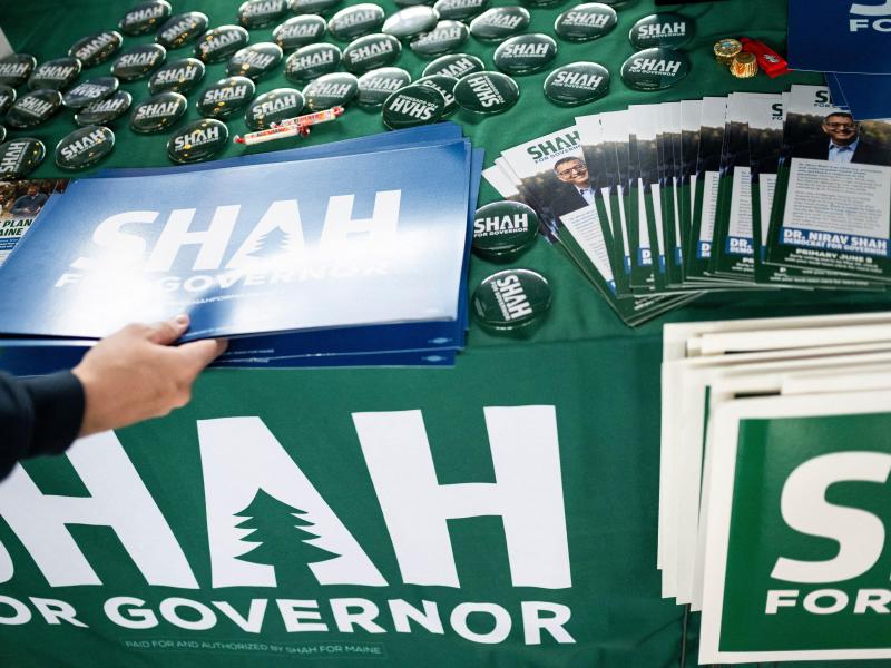 Campaign signs for Nirav Shah for Maine governor