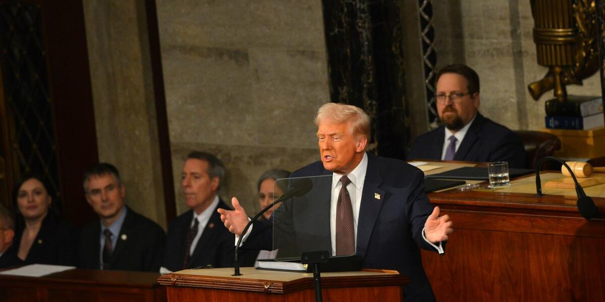Trump’s Risky Bet That His Base Will Stick With Him on Tariffs